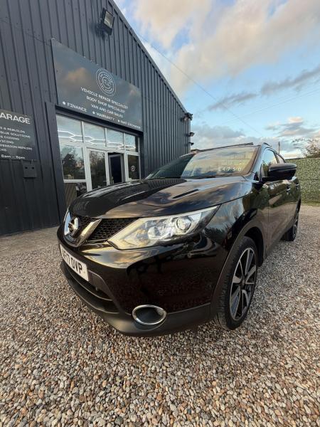 Nissan Qashqai 1.5 dCi Tekna SUV 5dr Diesel Manual 2WD Euro 6 (s/s) (110 ps)