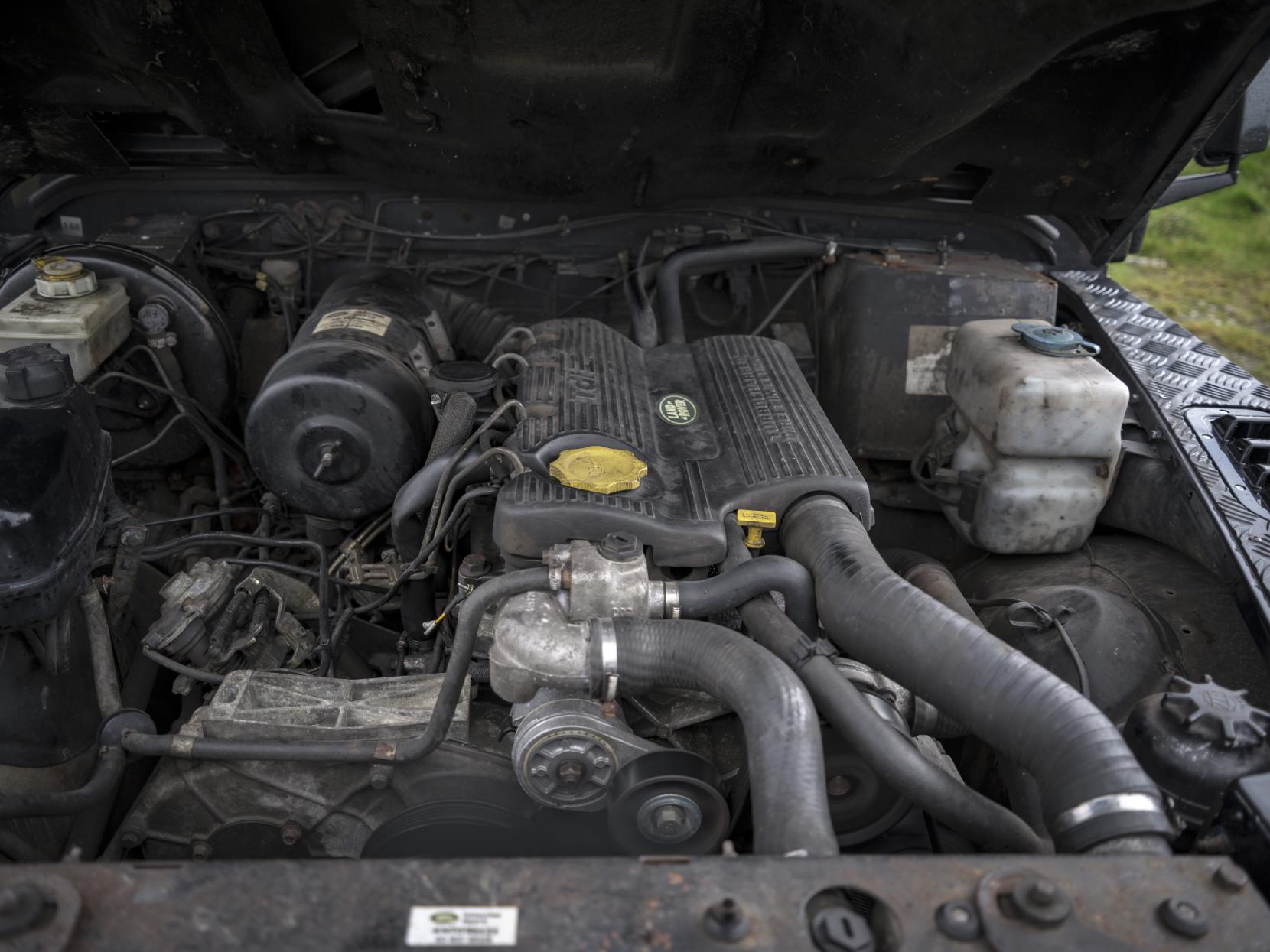 Land Rover Defender 90 2.5 300tdi