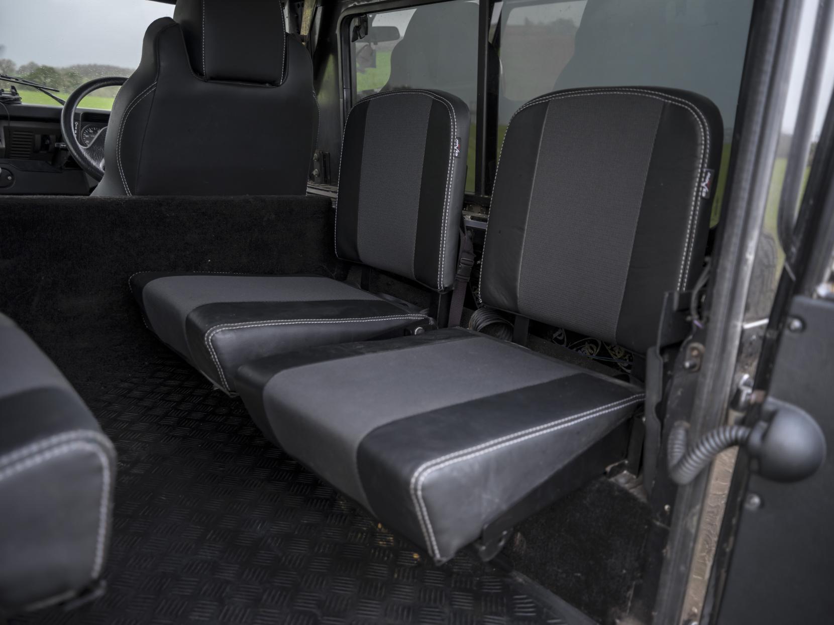 Land Rover Defender 90 2.5 300tdi