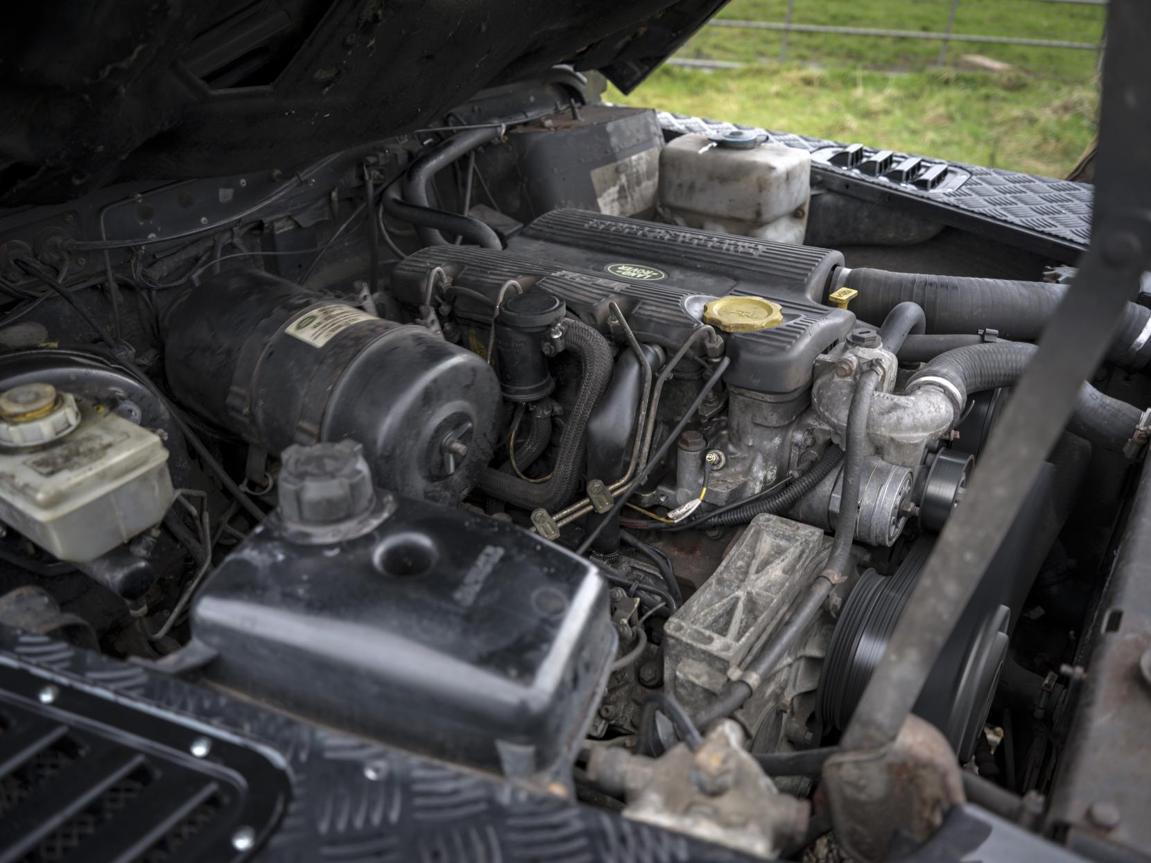 Land Rover Defender 90 2.5 300tdi