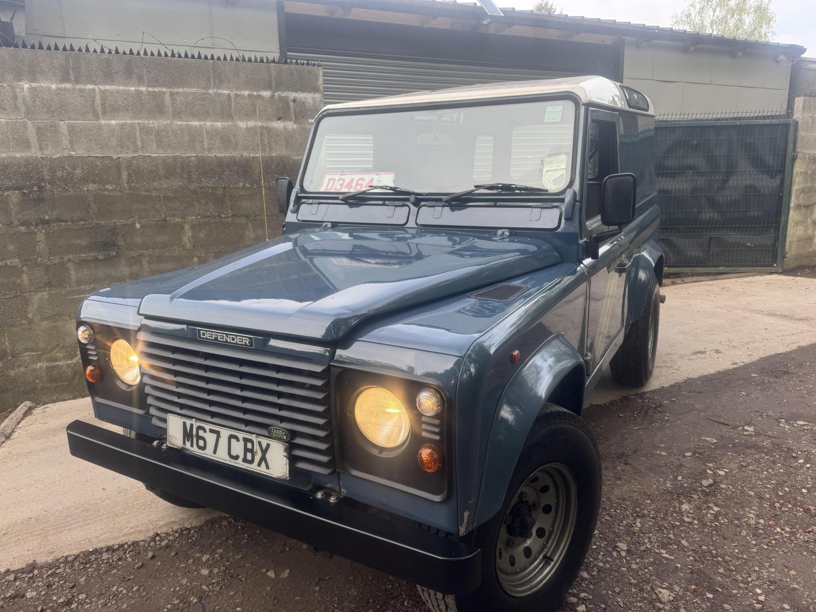 Land Rover Defender 90 300tdi County Hard Top Defender 90