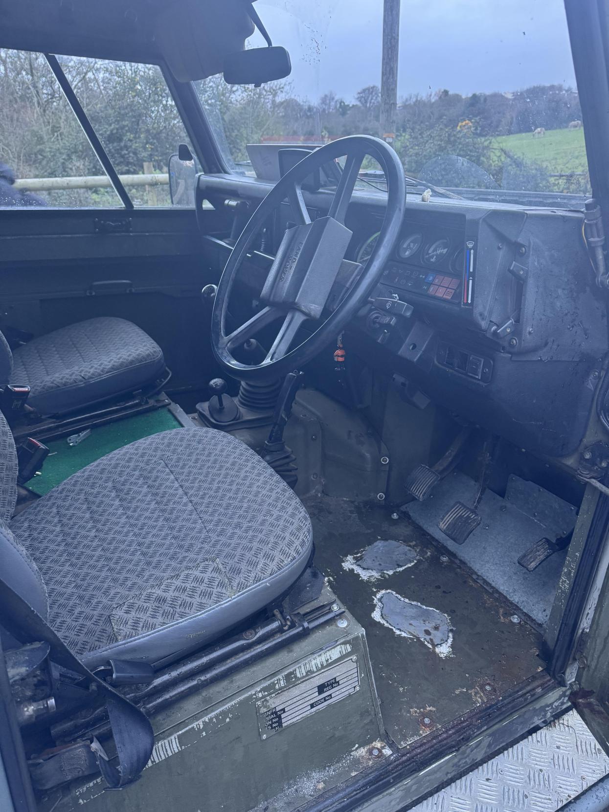 Land Rover Defender 90 Defender 90 Ex Military GS Soft top