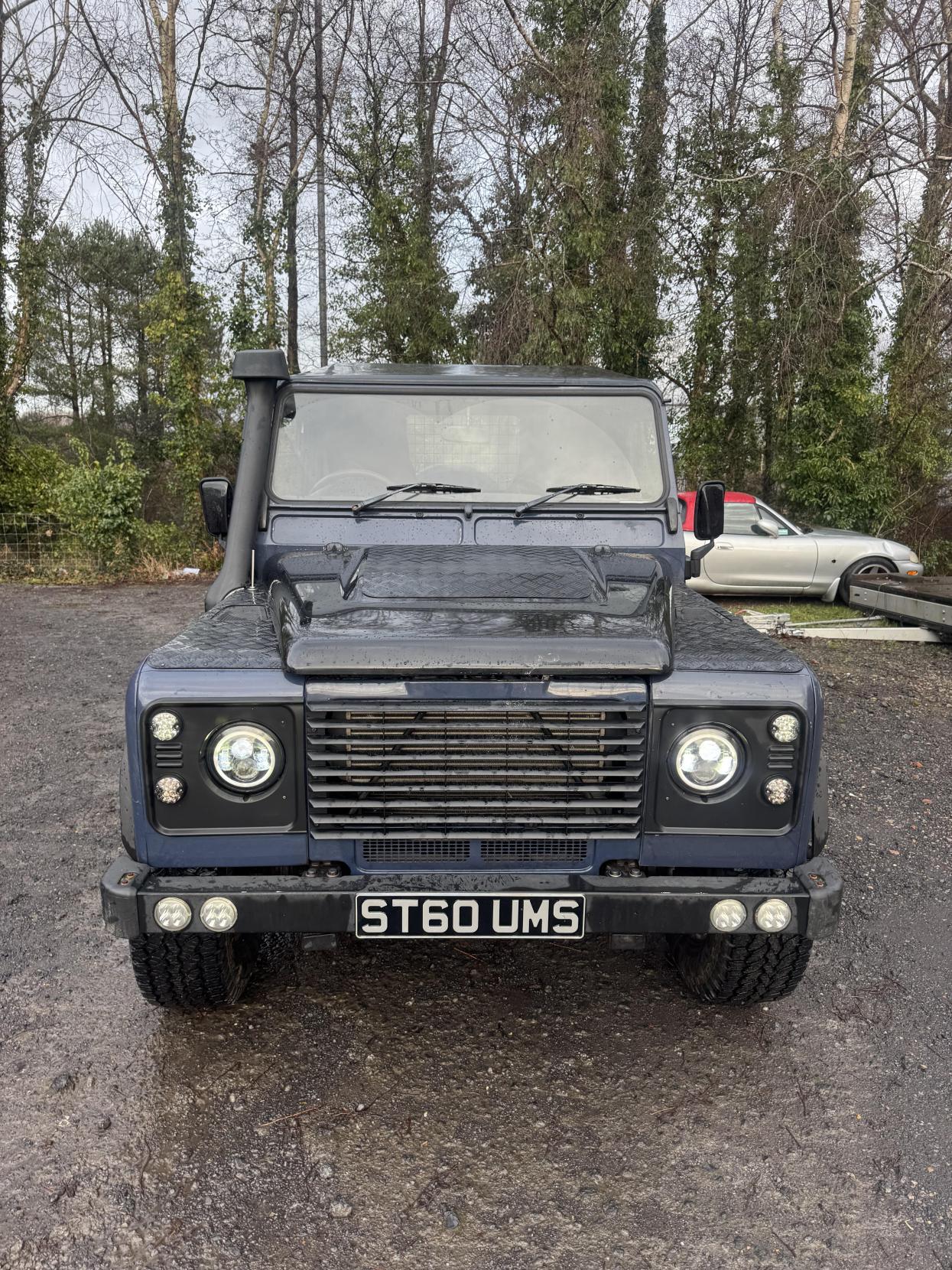 Land Rover Defender 90 2.4 County SUV LCV (2007 - 2016)