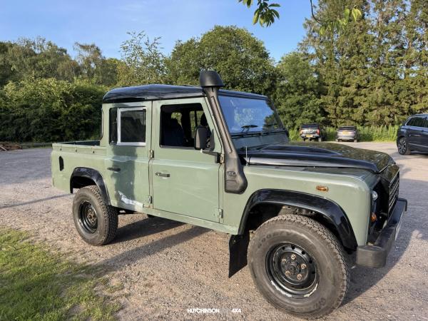 Land Rover Defender 110 2.4 TDCi County Pickup Double Cab 4dr Diesel Manual 4WD MWB Euro 4 (122 bhp)