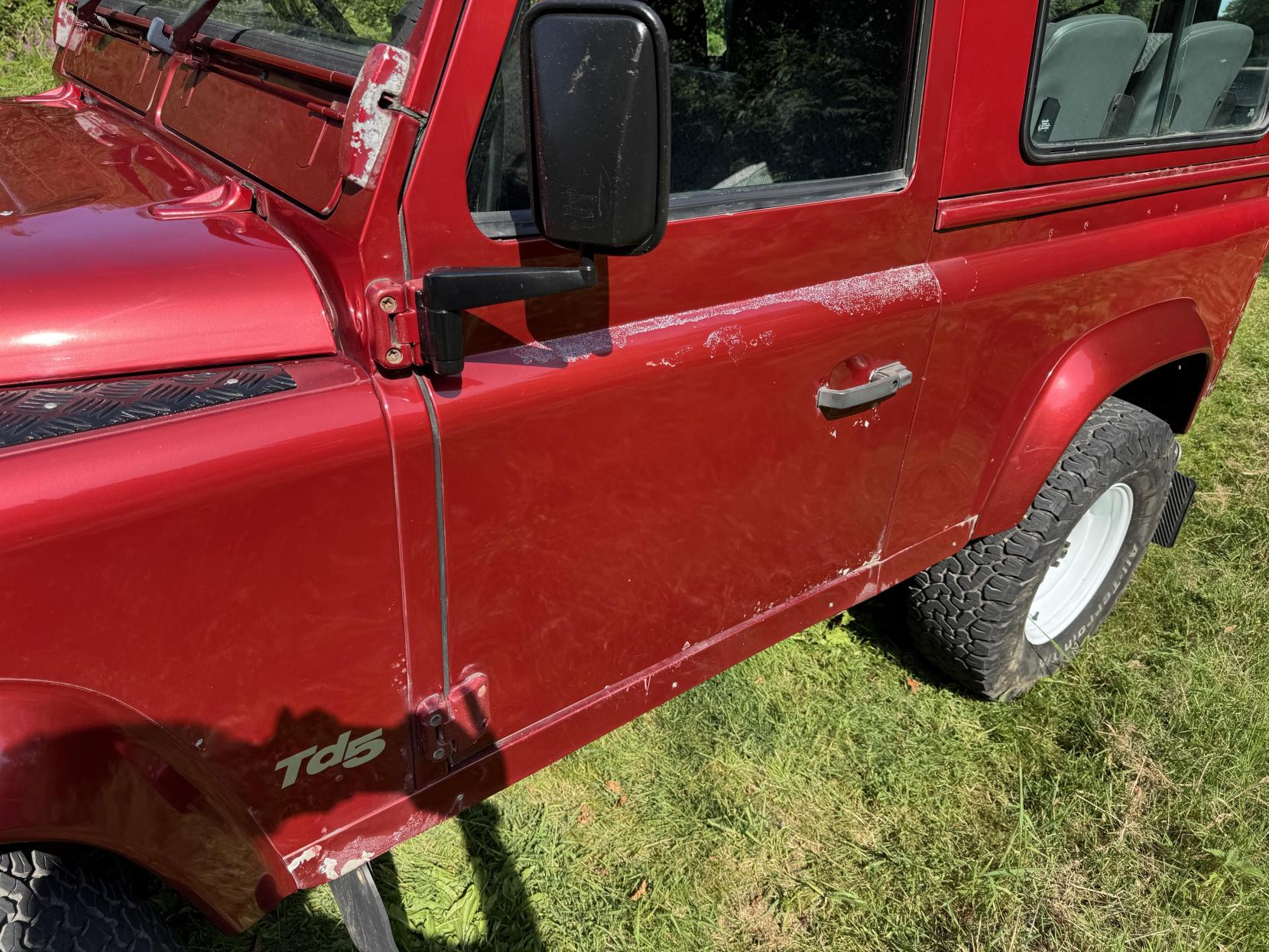 Land Rover Defender 90 2.5 TDi County SUV Diesel Manual SWB (111 bhp)