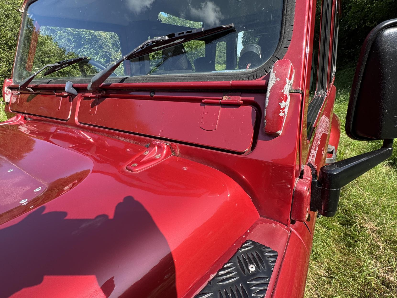 Land Rover Defender 90 2.5 TDi County SUV Diesel Manual SWB (111 bhp)