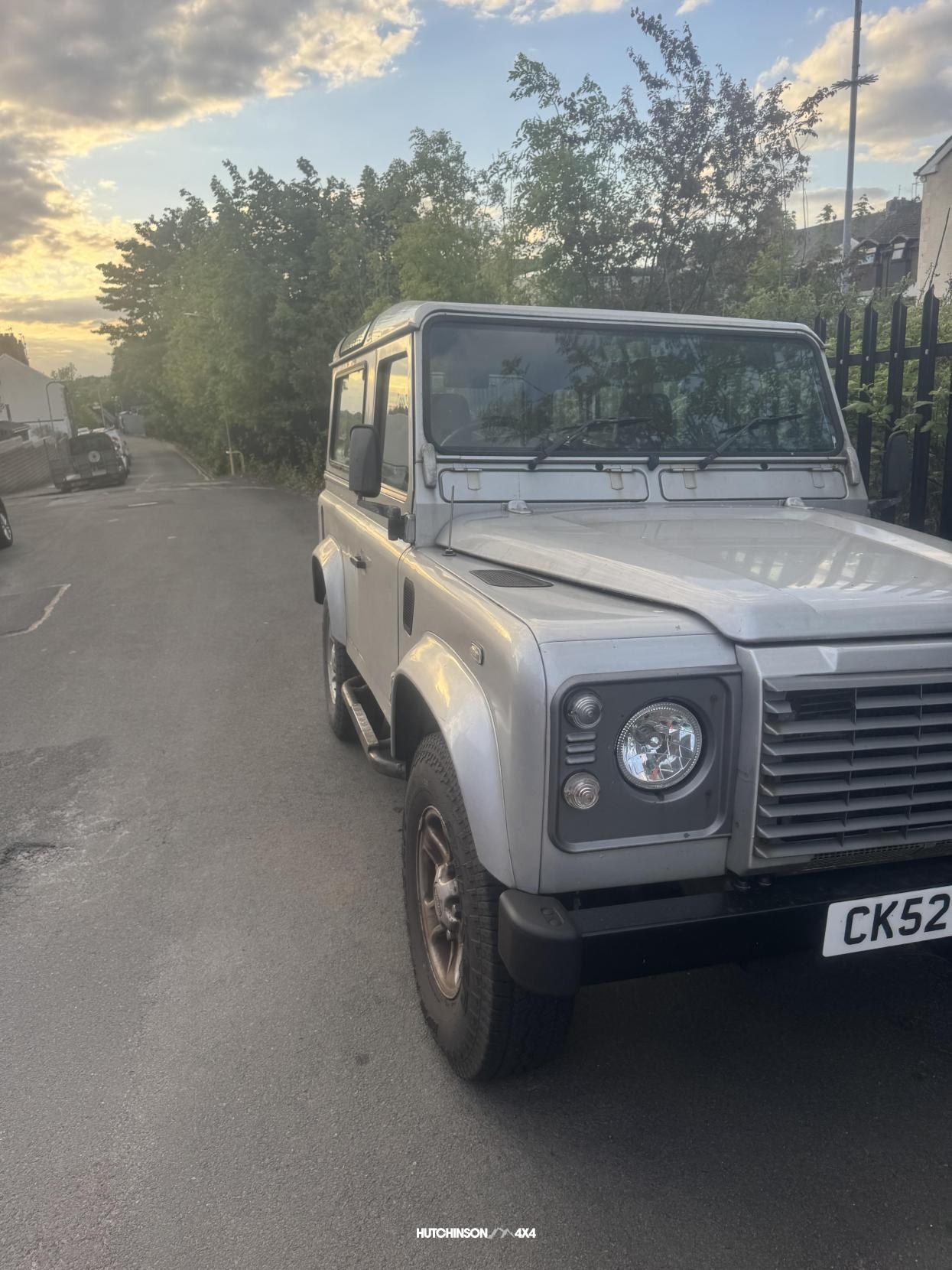 Land Rover Defender 90 2.5 TD5 XS SUV 3dr Diesel Manual (282 g/km, 120 bhp)