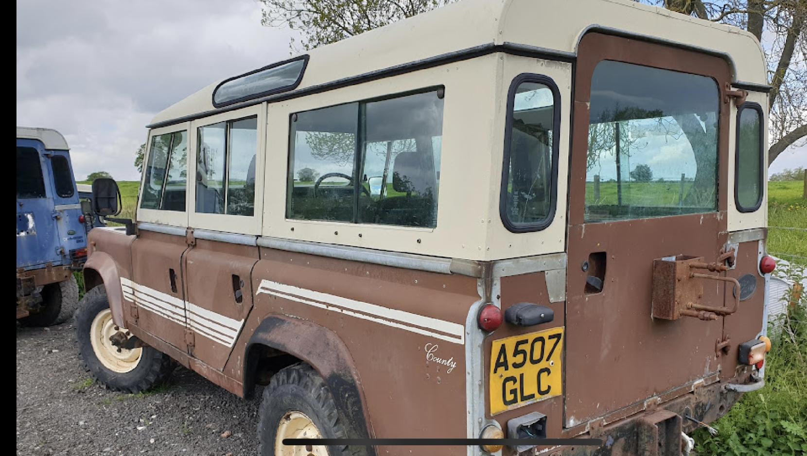 Land Rover Defender 110 2.5 110 County