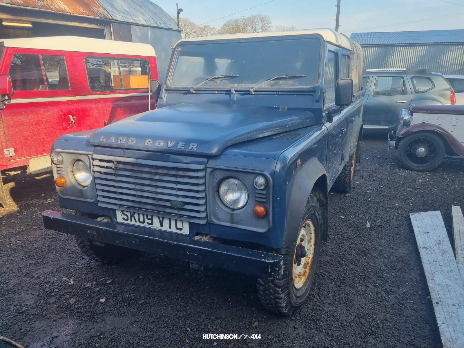 Land Rover Defender 110 2.4 TDCi County Pickup Double Cab 4dr Diesel Manual 4WD MWB Euro 4 (122 bhp)