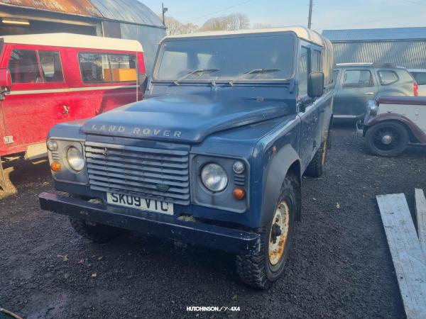 Land Rover Defender 110 2.4 TDCi County Pickup Double Cab 4dr Diesel Manual 4WD MWB Euro 4 (122 bhp)
