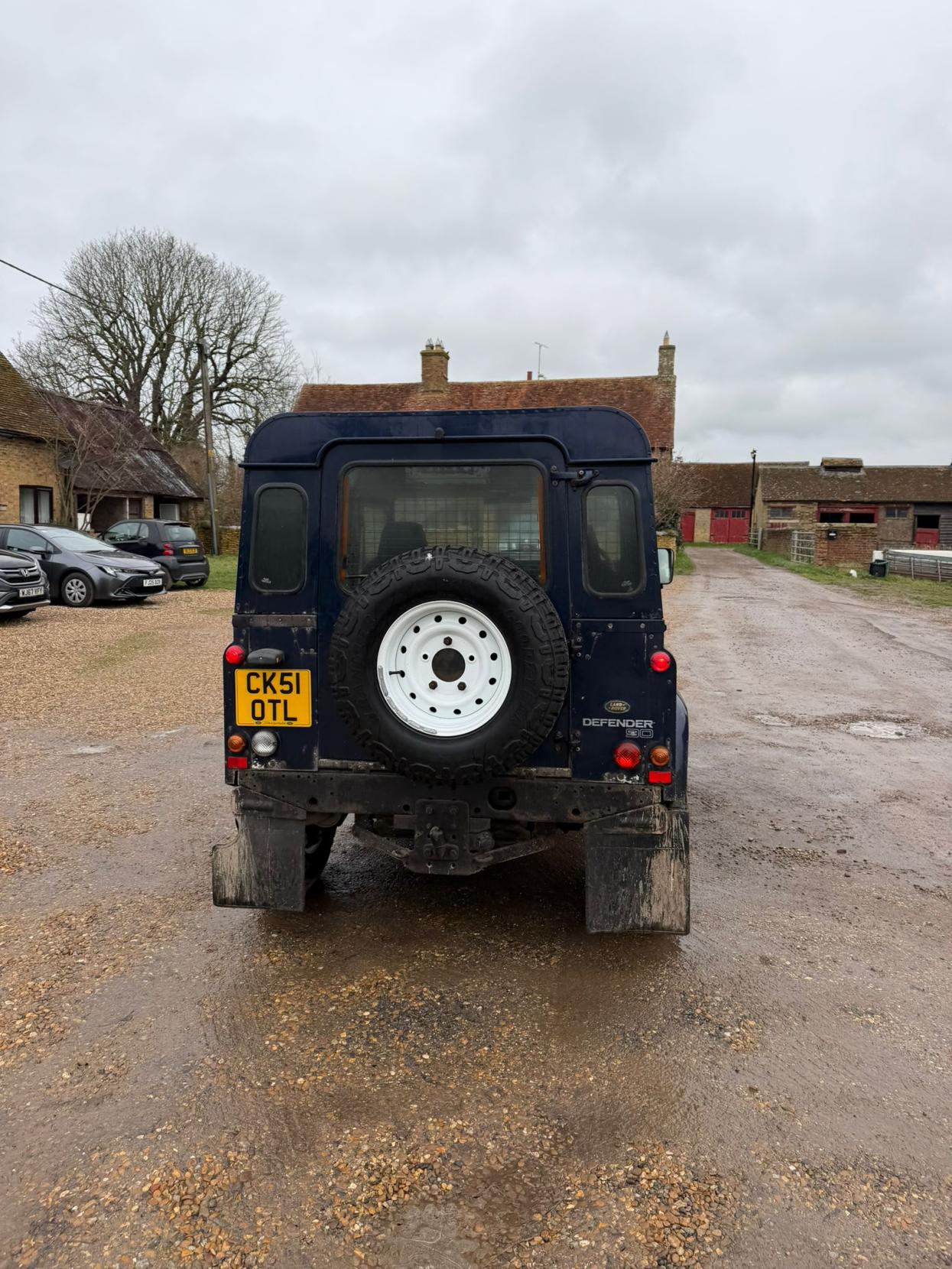 Land Rover Defender 90 2.5 TD5 County Hard Top SUV 3dr Diesel Manual SWB (282 g/km, 120 bhp)