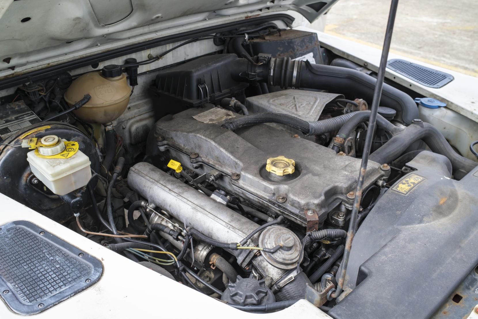 Land Rover Defender 130 2.5