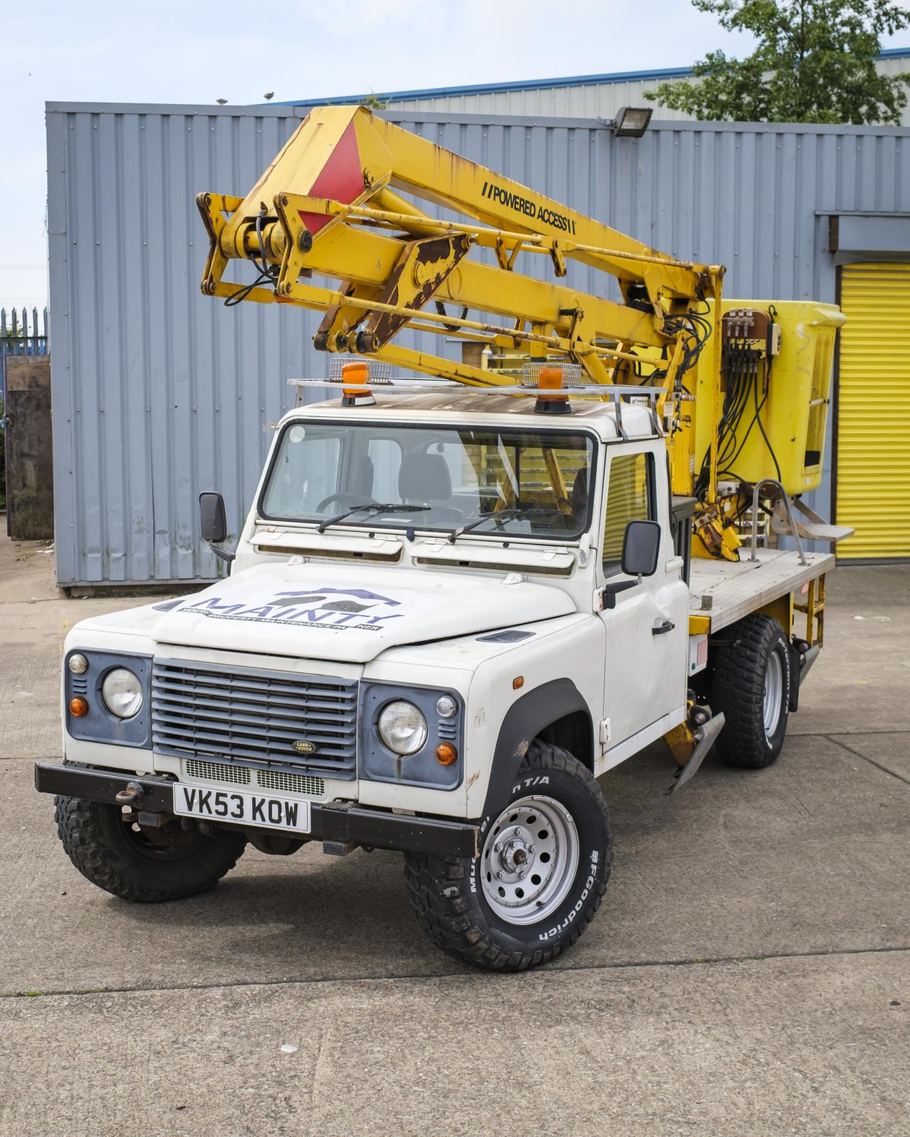 Land Rover Defender 130 2.5