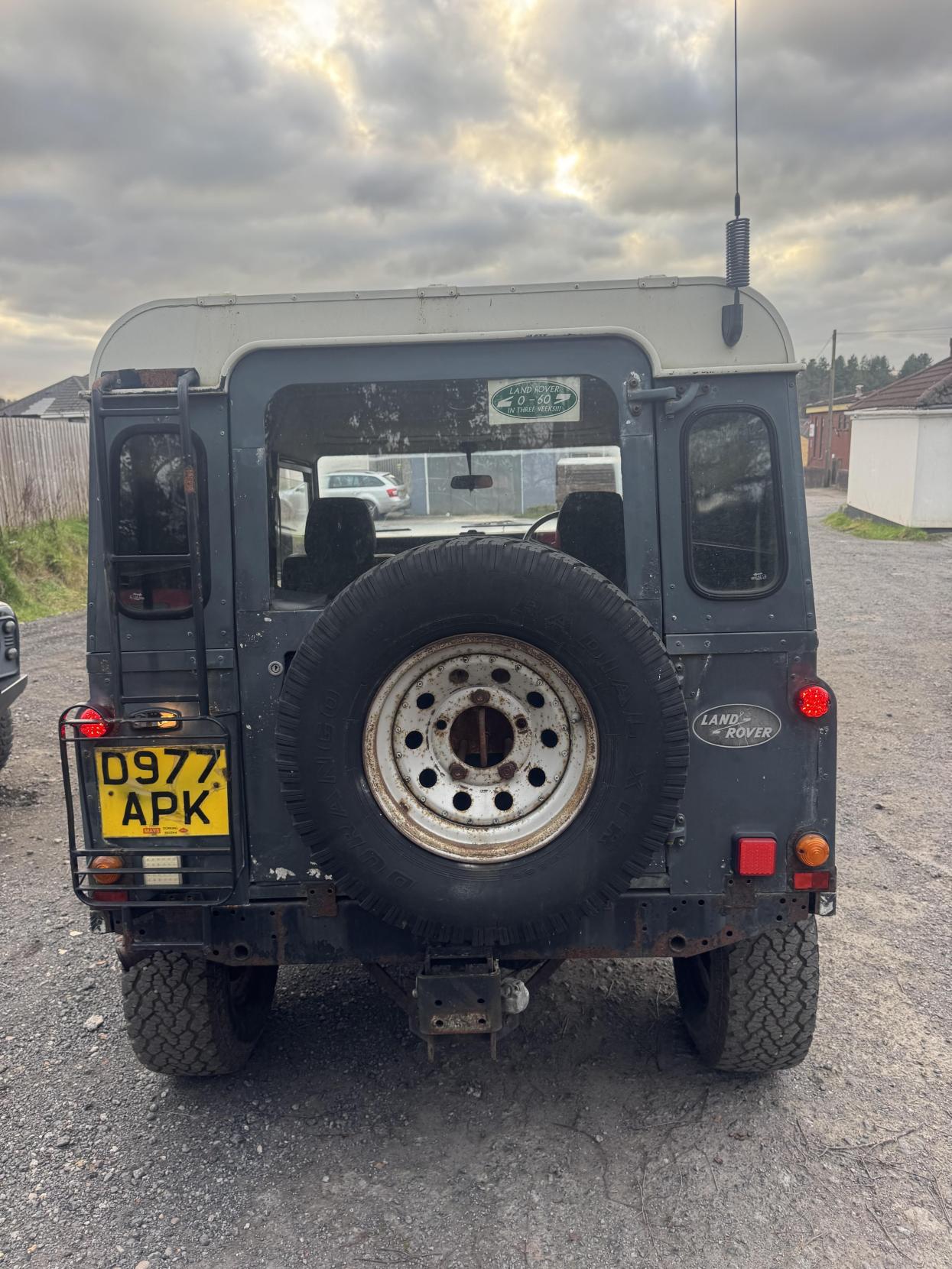 Land Rover 90 Hardtop