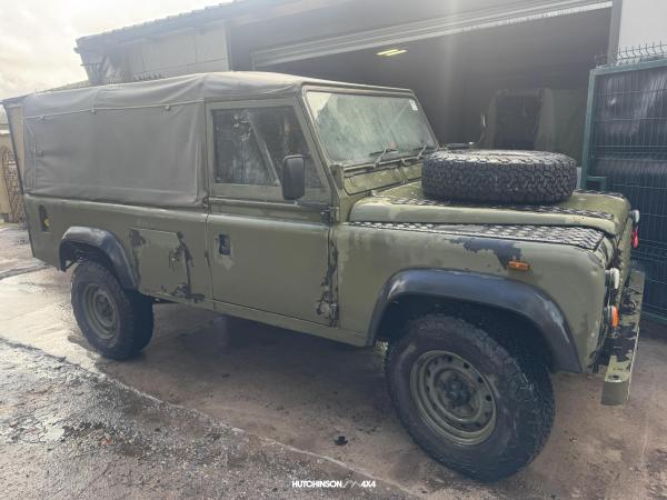 Land Rover Defender 110 2.5 Pickup (1990 - 2006)