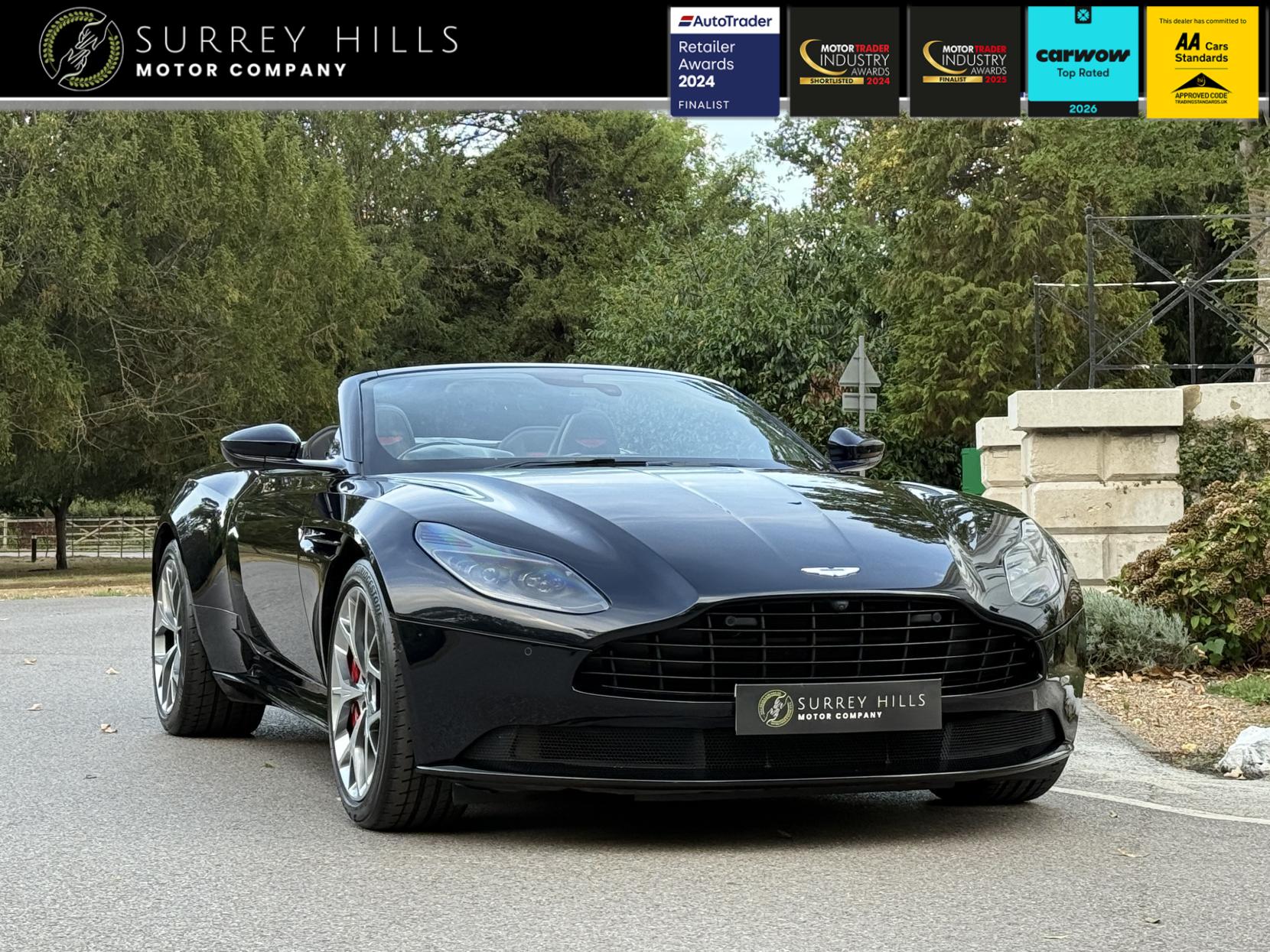Aston Martin DB11 2019