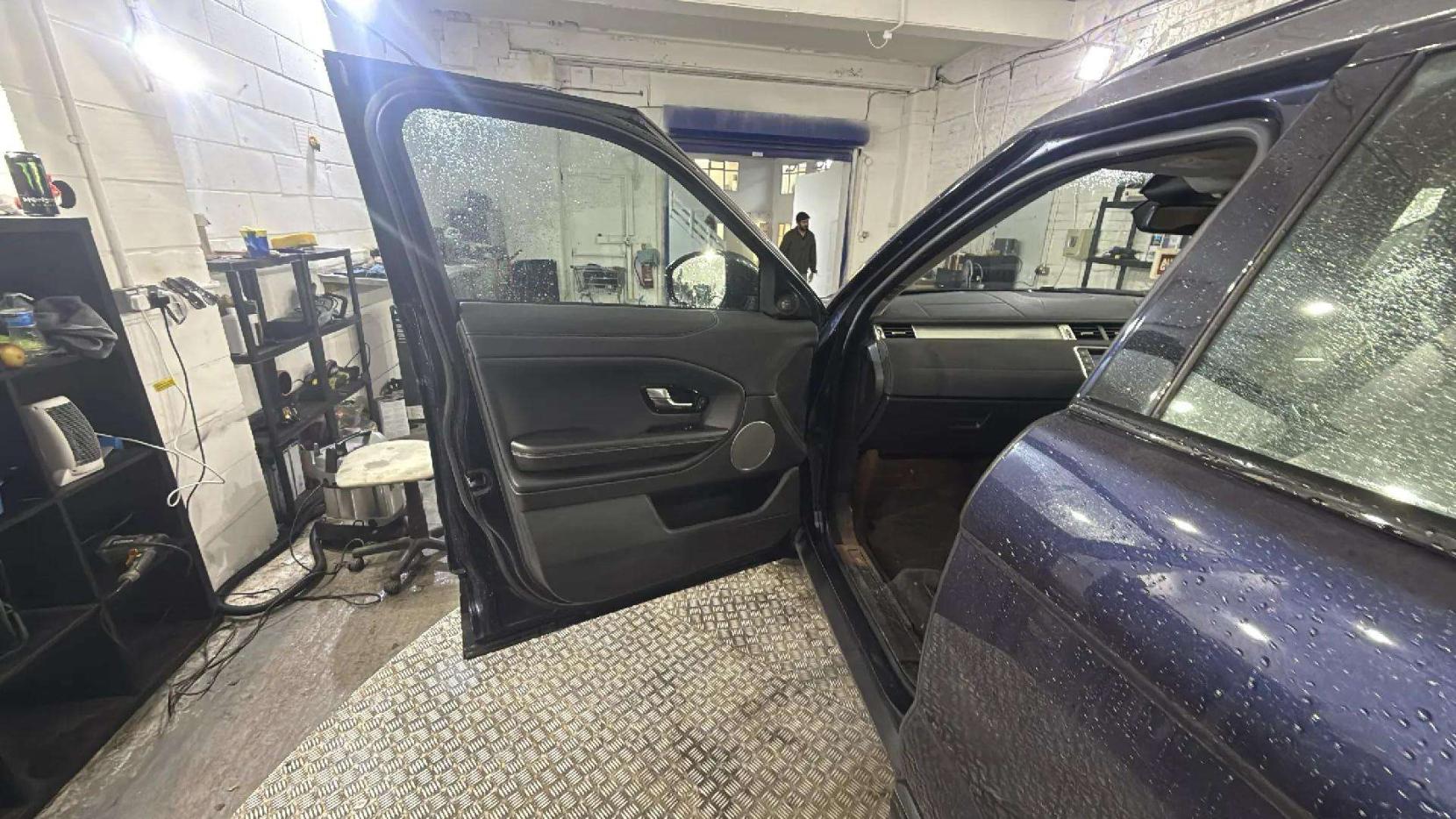 Land Rover Range Rover Evoque 2.0 TD4 SE Tech SUV 5dr Diesel Auto 4WD Euro 6 (s/s) (180 ps)