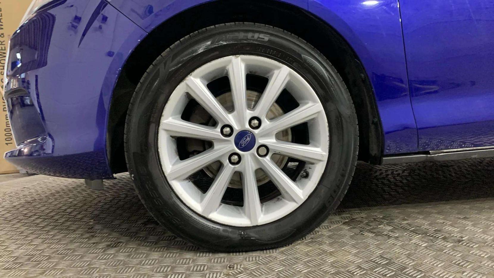 Ford B-Max 1.0T EcoBoost Titanium MPV 5dr Petrol Manual Euro 5 (100 ps)