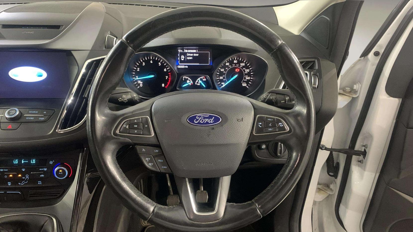 Ford Kuga 1.5T EcoBoost Titanium SUV 5dr Petrol Manual 2WD Euro 6 (s/s) (150 ps)