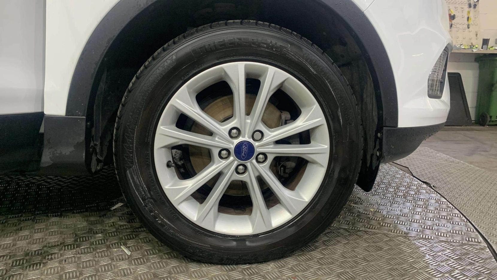 Ford Kuga 1.5T EcoBoost Titanium SUV 5dr Petrol Manual 2WD Euro 6 (s/s) (150 ps)
