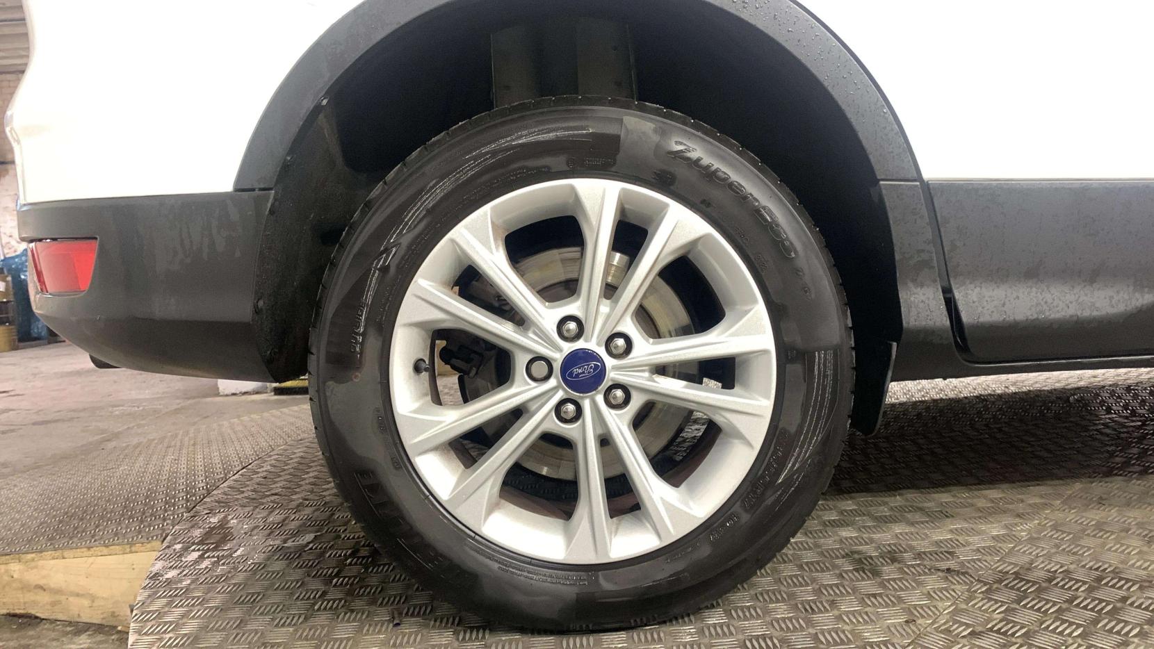 Ford Kuga 1.5T EcoBoost Titanium SUV 5dr Petrol Manual 2WD Euro 6 (s/s) (150 ps)