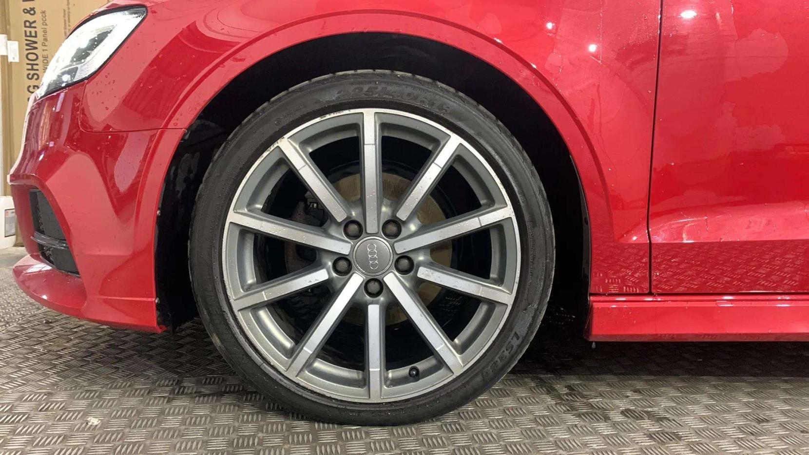 Audi A3 1.5 TFSI CoD Black Edition Saloon 4dr Petrol Manual Euro 6 (s/s) (150 ps)