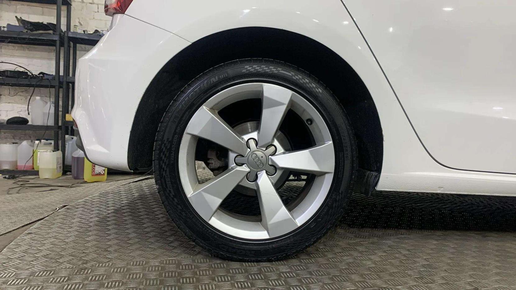 Audi A1 1.0 TFSI Sport Sportback 5dr Petrol Manual Euro 6 (s/s) (95 ps)