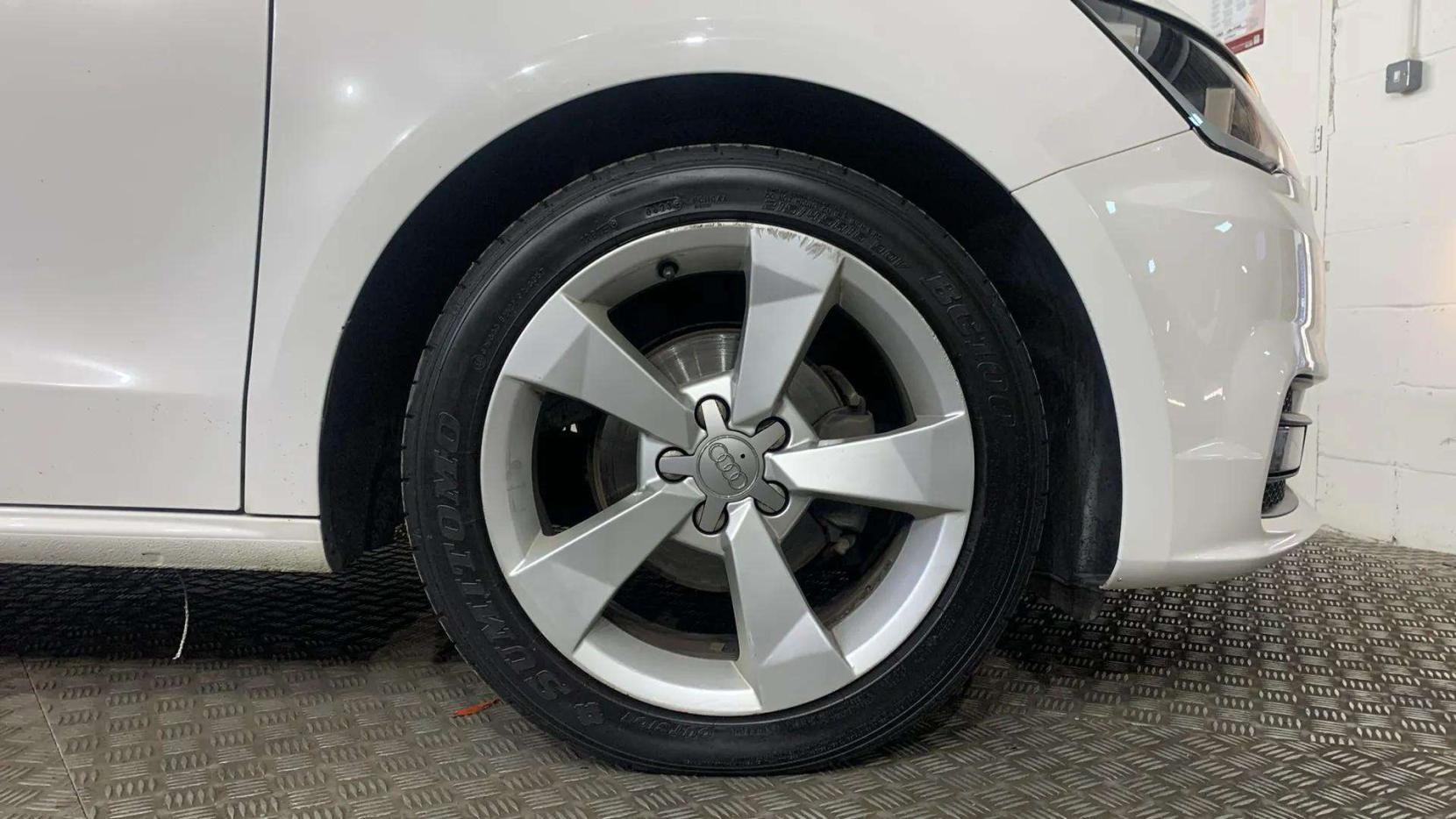 Audi A1 1.0 TFSI Sport Sportback 5dr Petrol Manual Euro 6 (s/s) (95 ps)