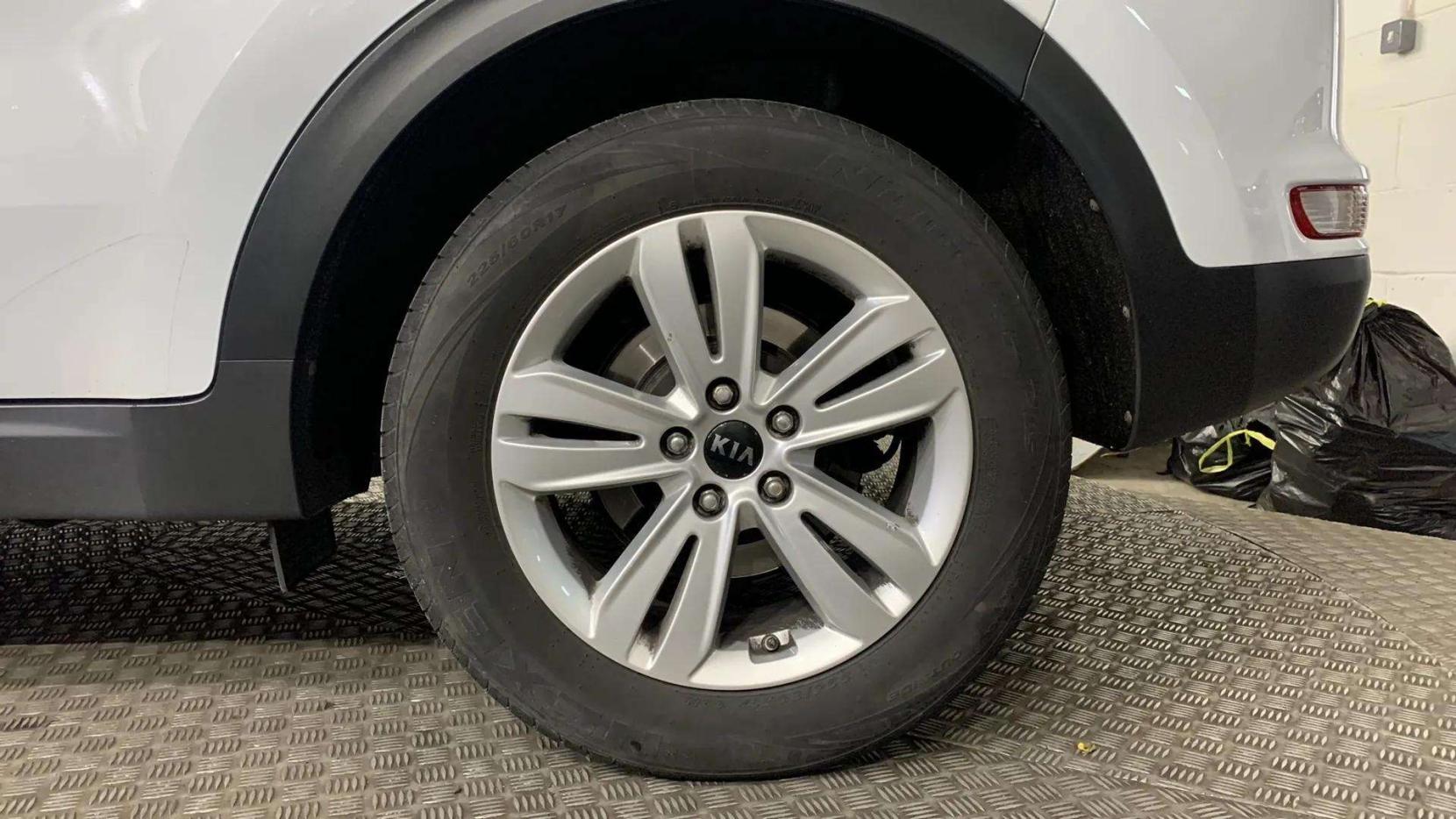 Kia Sportage 1.7 CRDi 2 SUV 5dr Diesel Manual Euro 6 (s/s) (114 bhp)