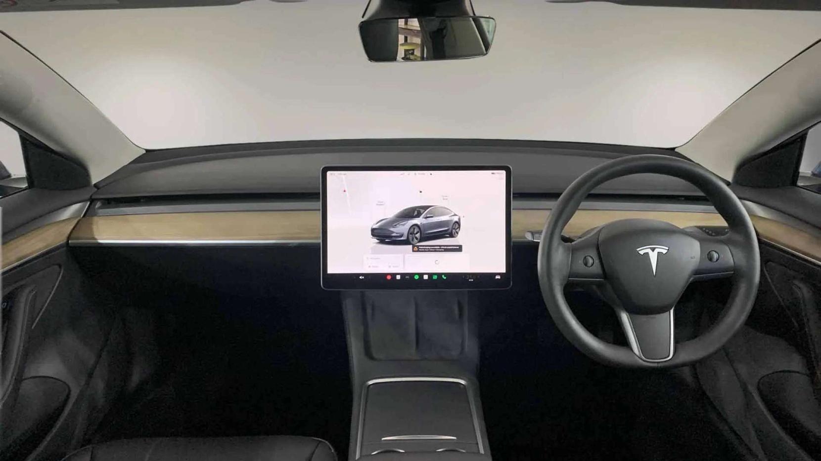 Tesla Model 3 Standard Range Plus Saloon 4dr Electric Auto RWD (241 bhp)