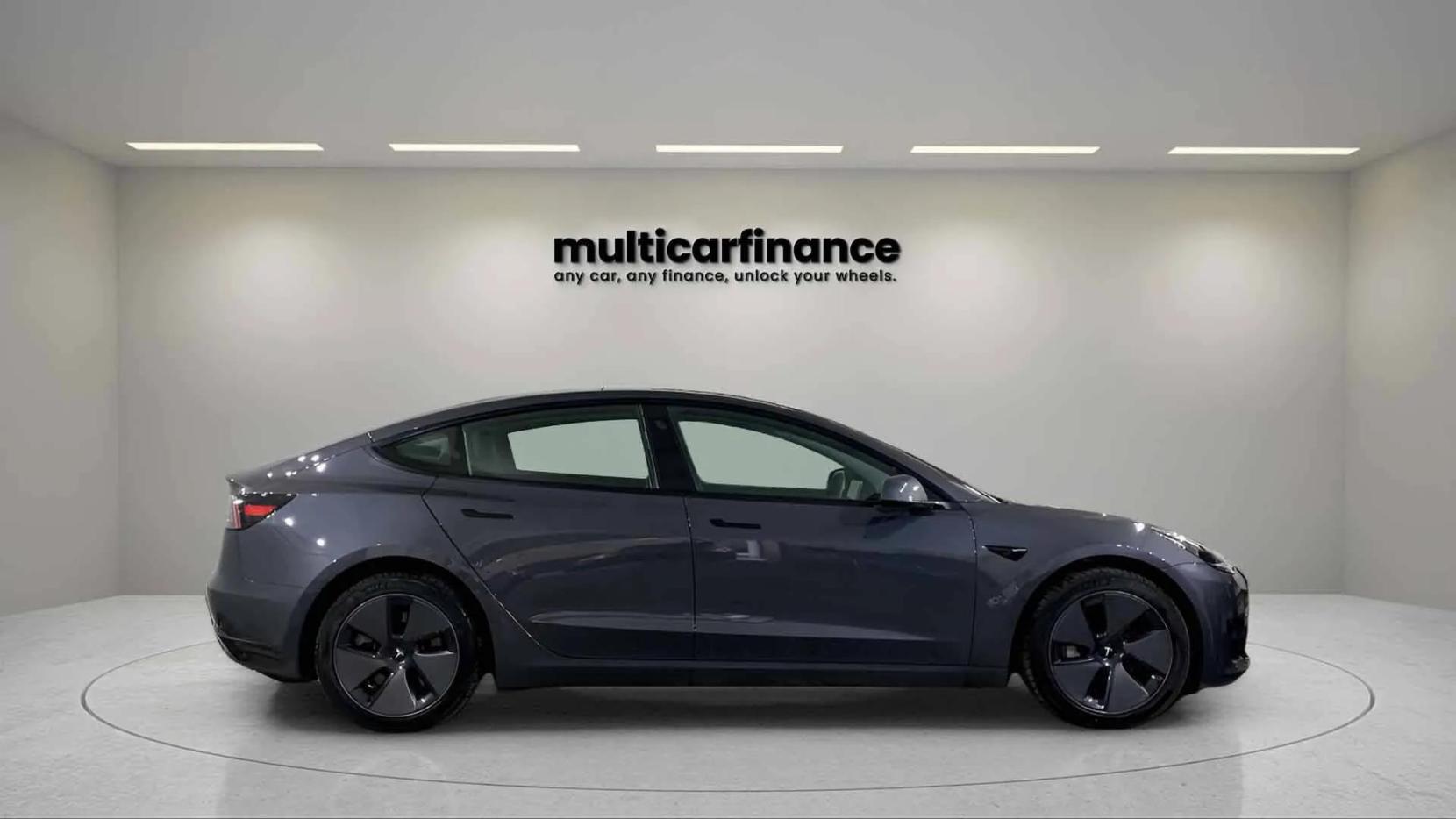 Tesla Model 3 Standard Range Plus Saloon 4dr Electric Auto RWD (241 bhp)