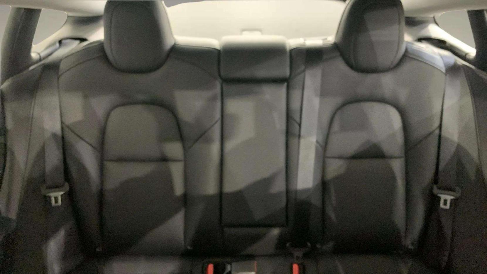Tesla Model 3 Standard Range Plus Saloon 4dr Electric Auto RWD (241 bhp)