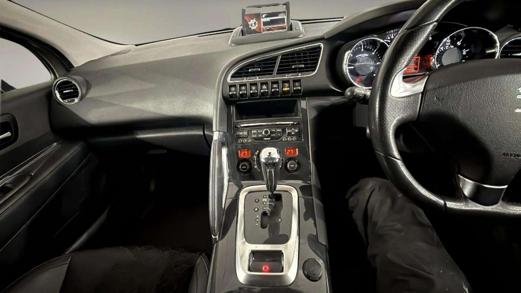 Peugeot 3008 2.0 HDi Allure SUV 5dr Diesel Auto Euro 5 (163 ps)