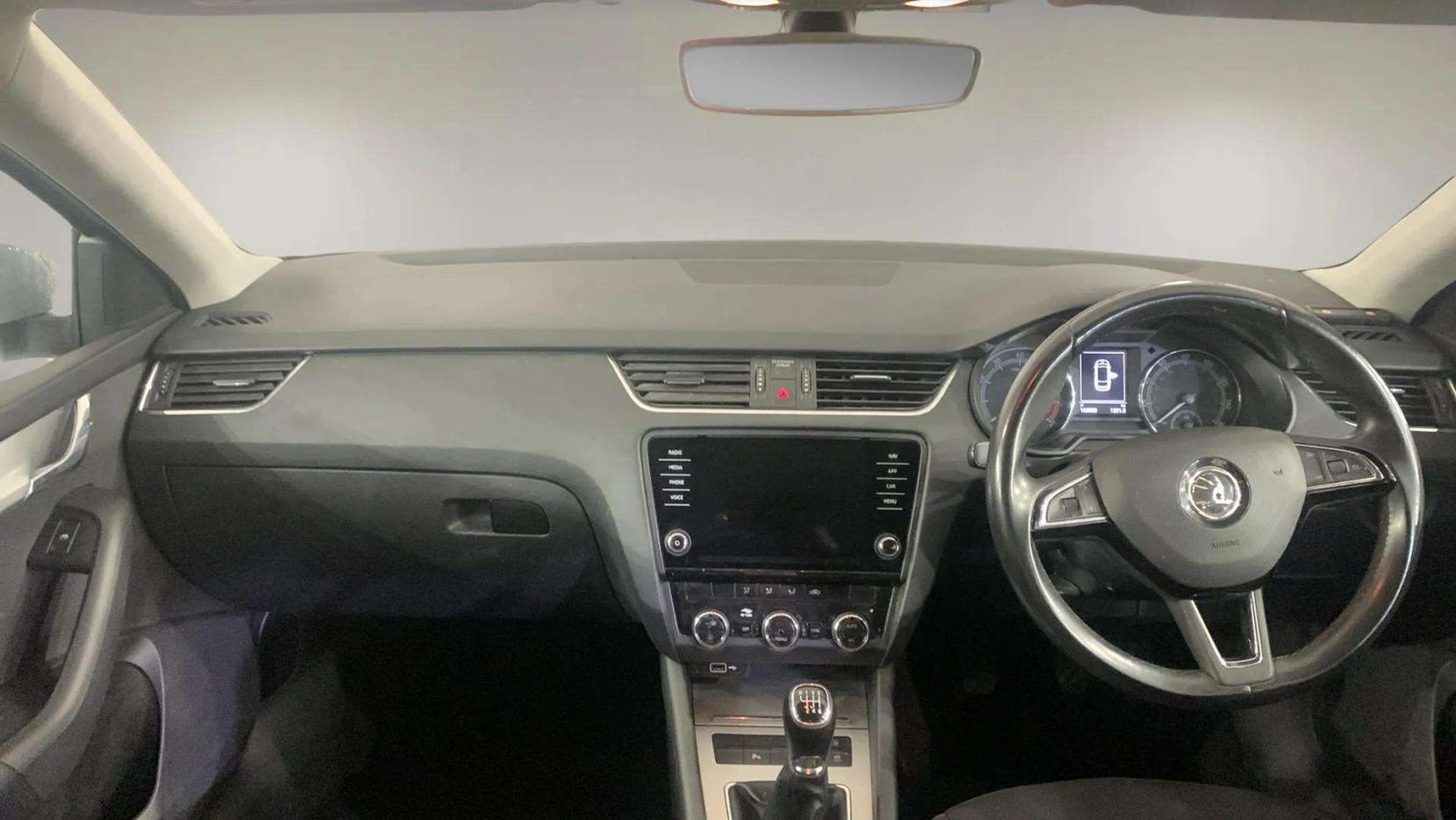 Skoda Octavia 1.5 TSI GPF ACT SE Technology Estate 5dr Petrol Manual Euro 6 (s/s) (150 ps)