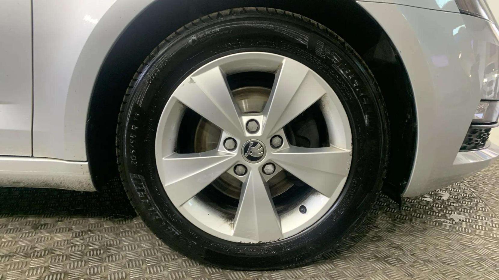 Skoda Octavia 1.5 TSI GPF ACT SE Technology Estate 5dr Petrol Manual Euro 6 (s/s) (150 ps)