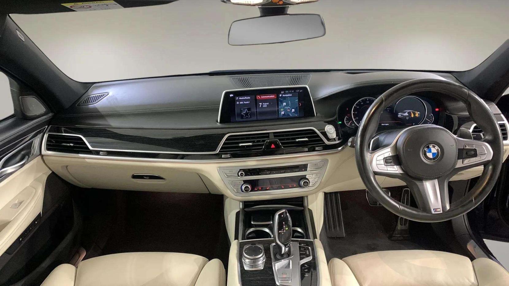 BMW 7 Series 3.0 730d M Sport Saloon 4dr Diesel Auto xDrive Euro 6 (s/s) (265 ps)