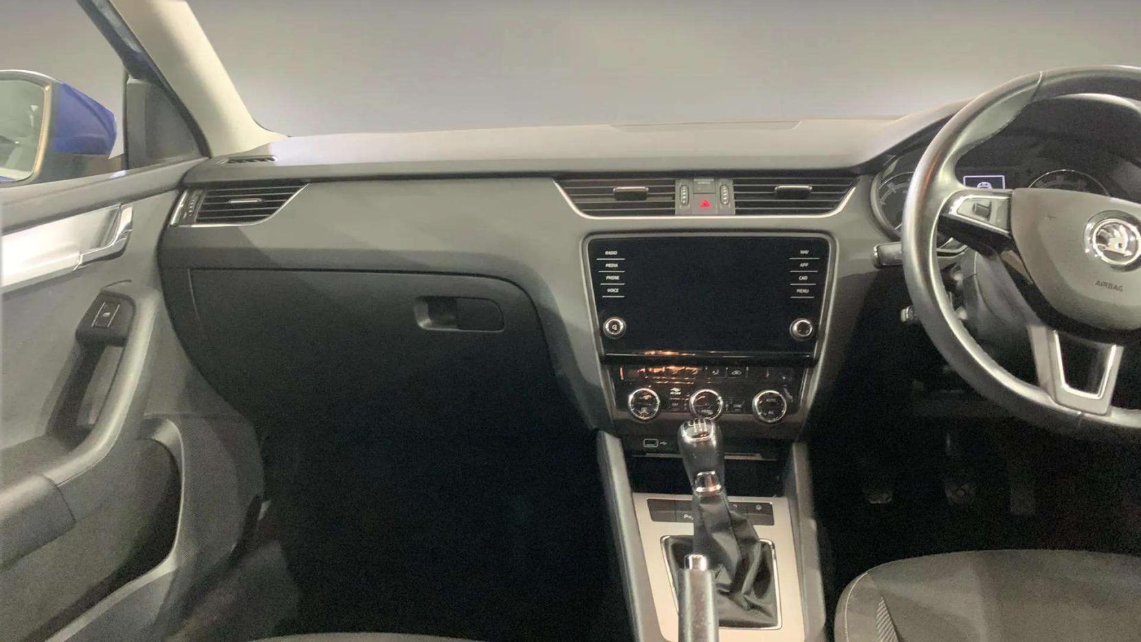 Skoda Octavia 1.0 TSI GPF SE Technology Hatchback 5dr Petrol Manual Euro 6 (s/s) (115 ps)