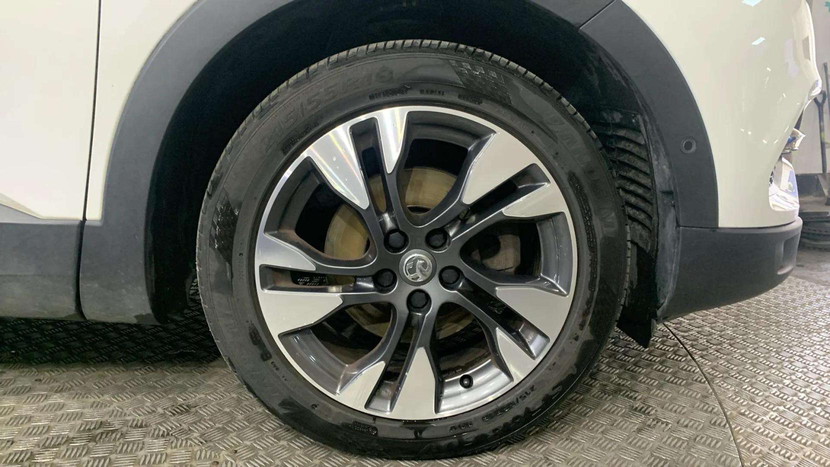 Vauxhall Grandland X 1.2 Turbo Sport Nav SUV 5dr Petrol Manual Euro 6 (s/s) (130 ps)