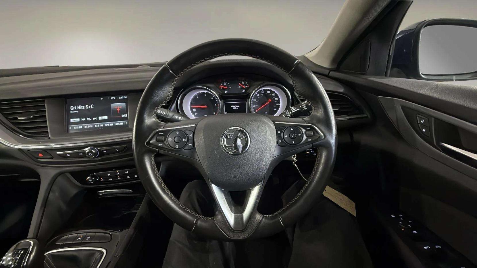 Vauxhall Insignia 1.6 Turbo D ecoTEC Design Nav Grand Sport 5dr Diesel Manual Euro 6 (s/s) (110 ps)