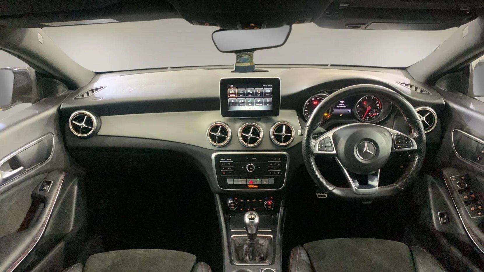 Mercedes-Benz CLA 1.6 CLA180 AMG Line Coupe 4dr Petrol Manual Euro 6 (s/s) (122 ps)
