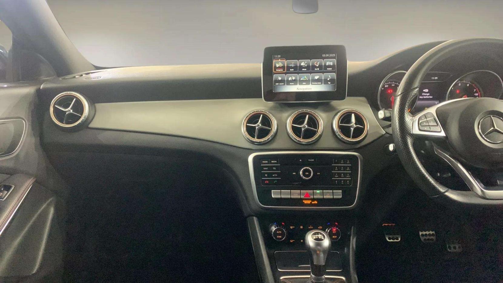 Mercedes-Benz CLA 1.6 CLA180 AMG Line Coupe 4dr Petrol Manual Euro 6 (s/s) (122 ps)