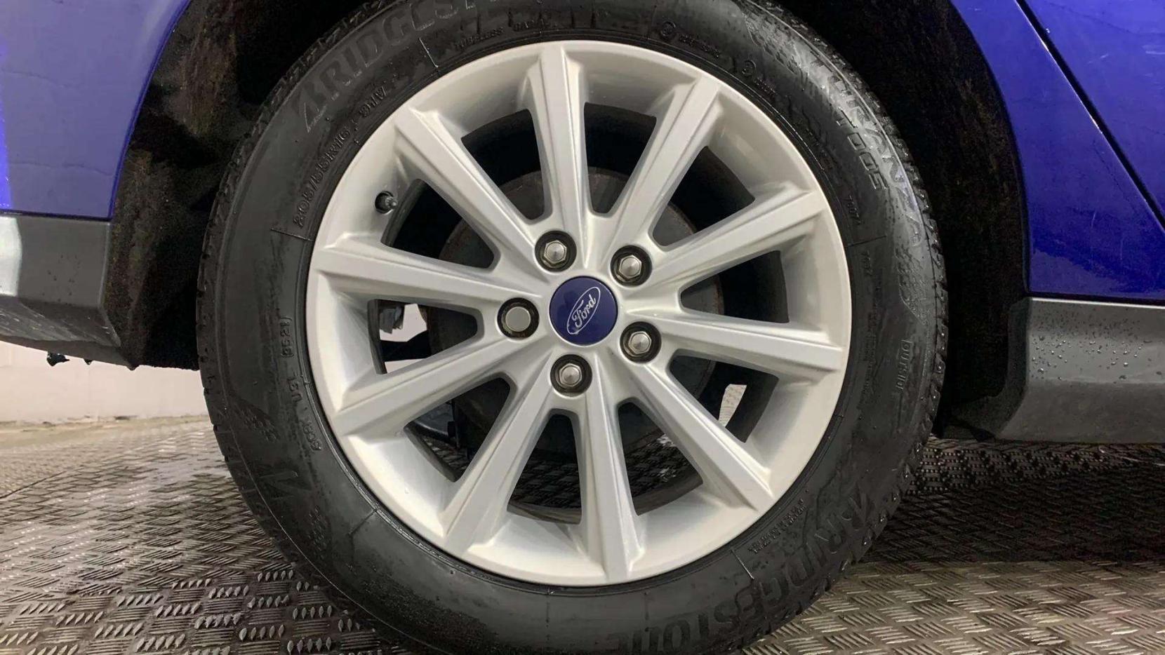 Ford Focus 1.0T EcoBoost Titanium Hatchback 5dr Petrol Auto Euro 6 (s/s) (125 ps)
