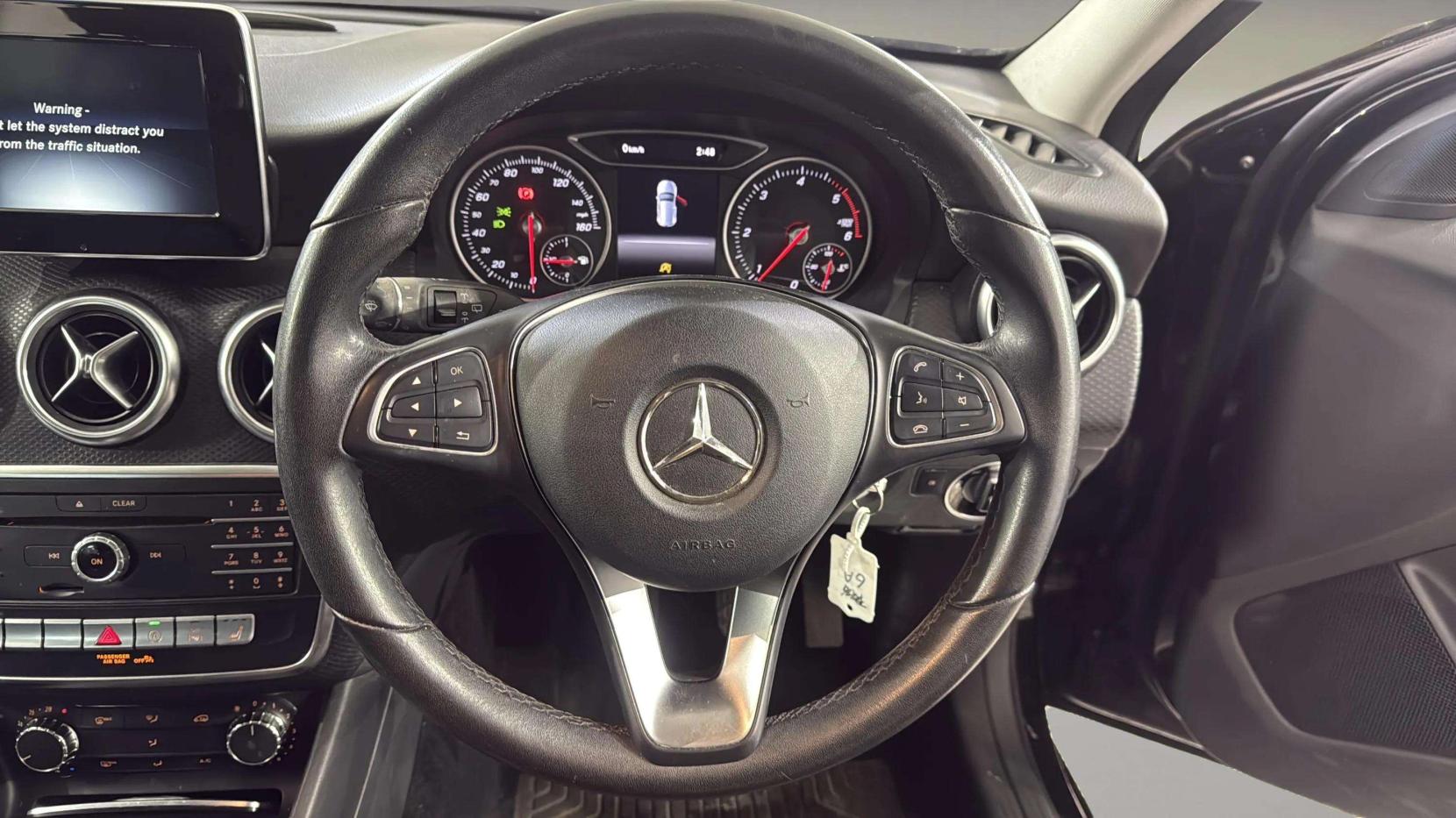 Mercedes-Benz A Class 1.5 A180d SE (Executive) Hatchback 5dr Diesel Manual Euro 6 (s/s) (109 ps)