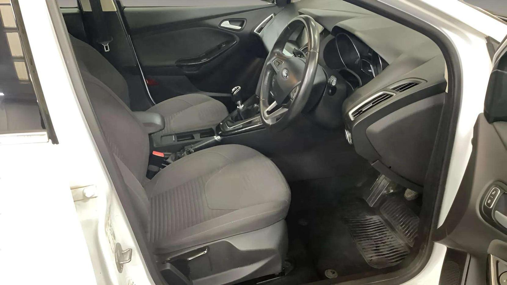 Ford Focus 1.0T EcoBoost Titanium Hatchback 5dr Petrol Manual Euro 6 (s/s) (125 ps)