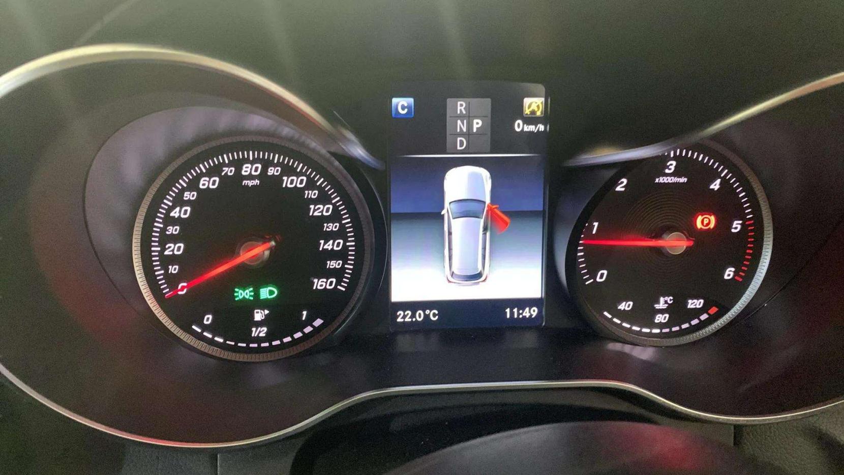 Mercedes-Benz C Class 2.1 C220d Sport Estate 5dr Diesel G-Tronic+ Euro 6 (s/s) (170 ps)