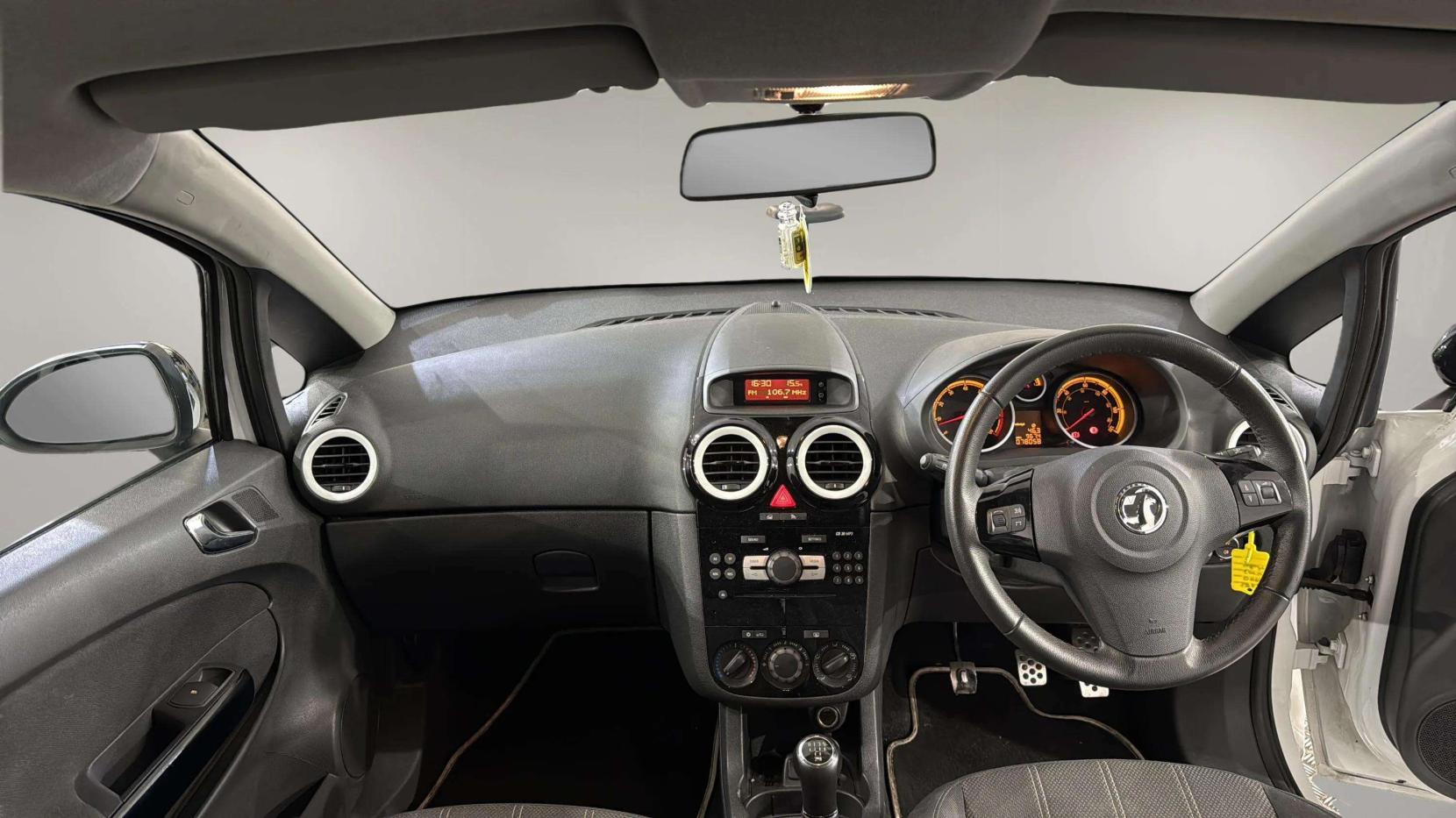 Vauxhall Corsa 1.2 16V Limited Edition Hatchback 3dr Petrol Manual Euro 5 (85 ps)