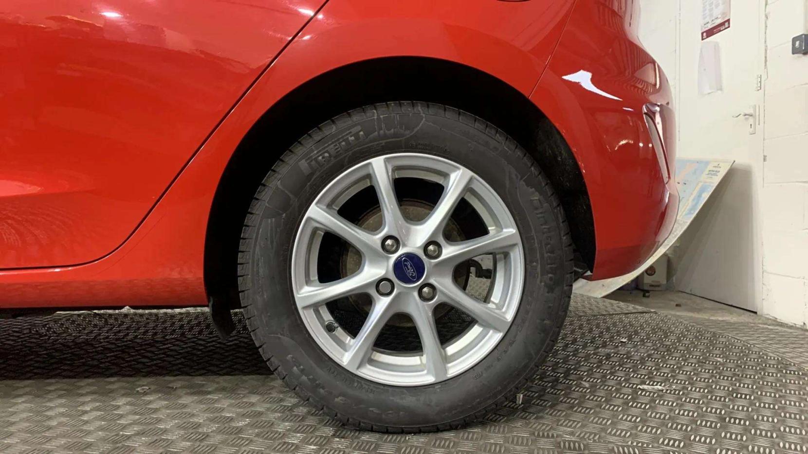 Ford Fiesta 1.0T EcoBoost Zetec Hatchback 5dr Petrol Manual Euro 6 (s/s) (100 ps)