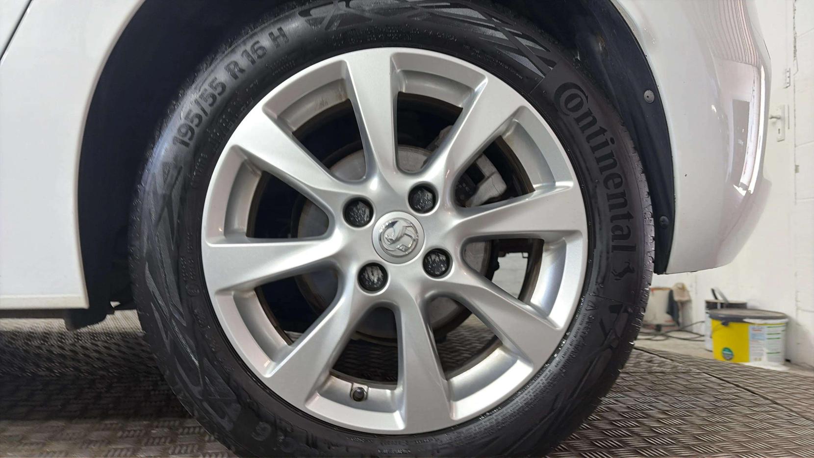 Vauxhall Corsa 1.2 Turbo Design Hatchback 5dr Petrol Auto Euro 6 (s/s) (100 ps)