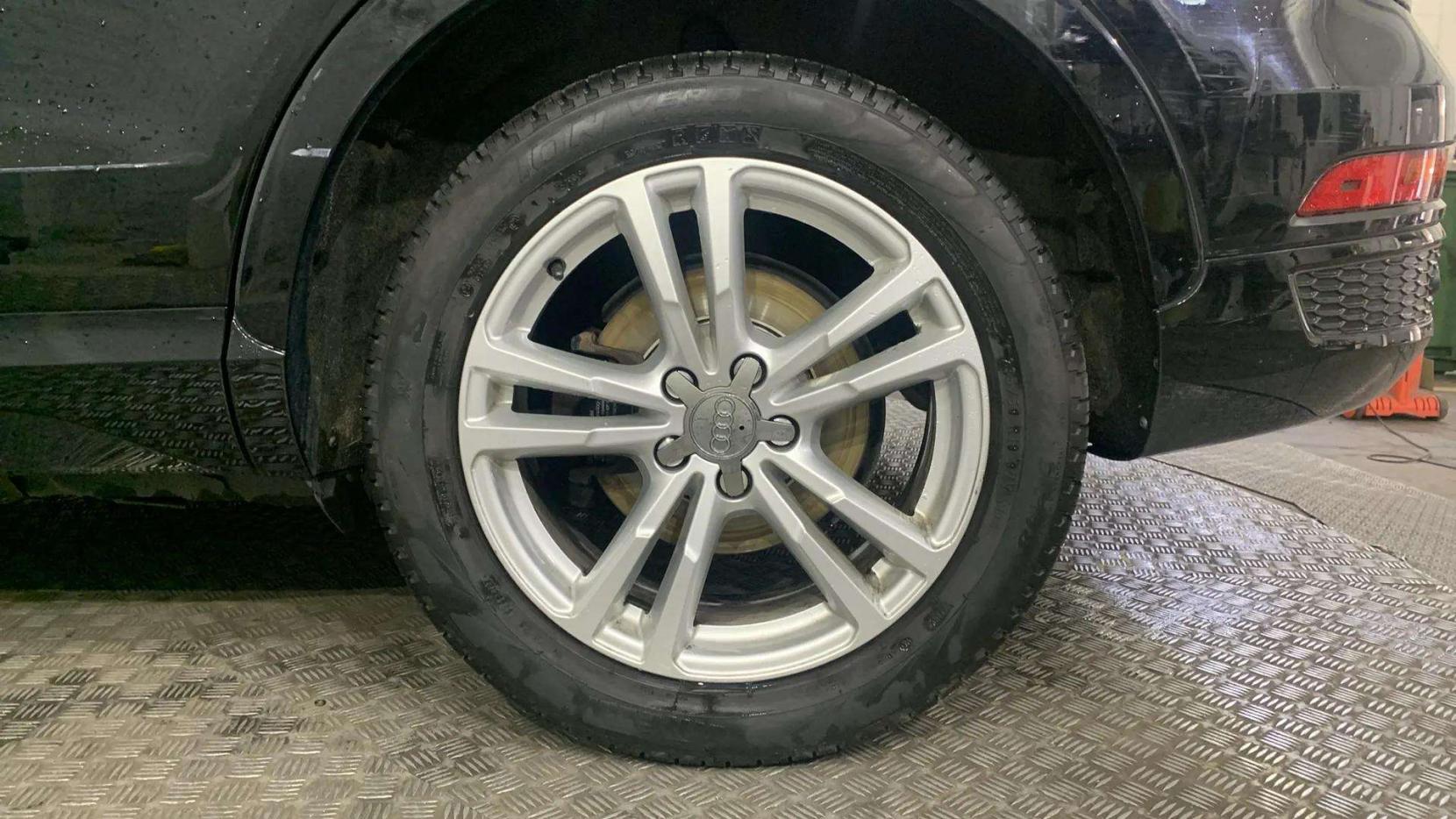 Audi Q3 2.0 TDI S line SUV 5dr Diesel Manual Euro 6 (s/s) (150 ps)