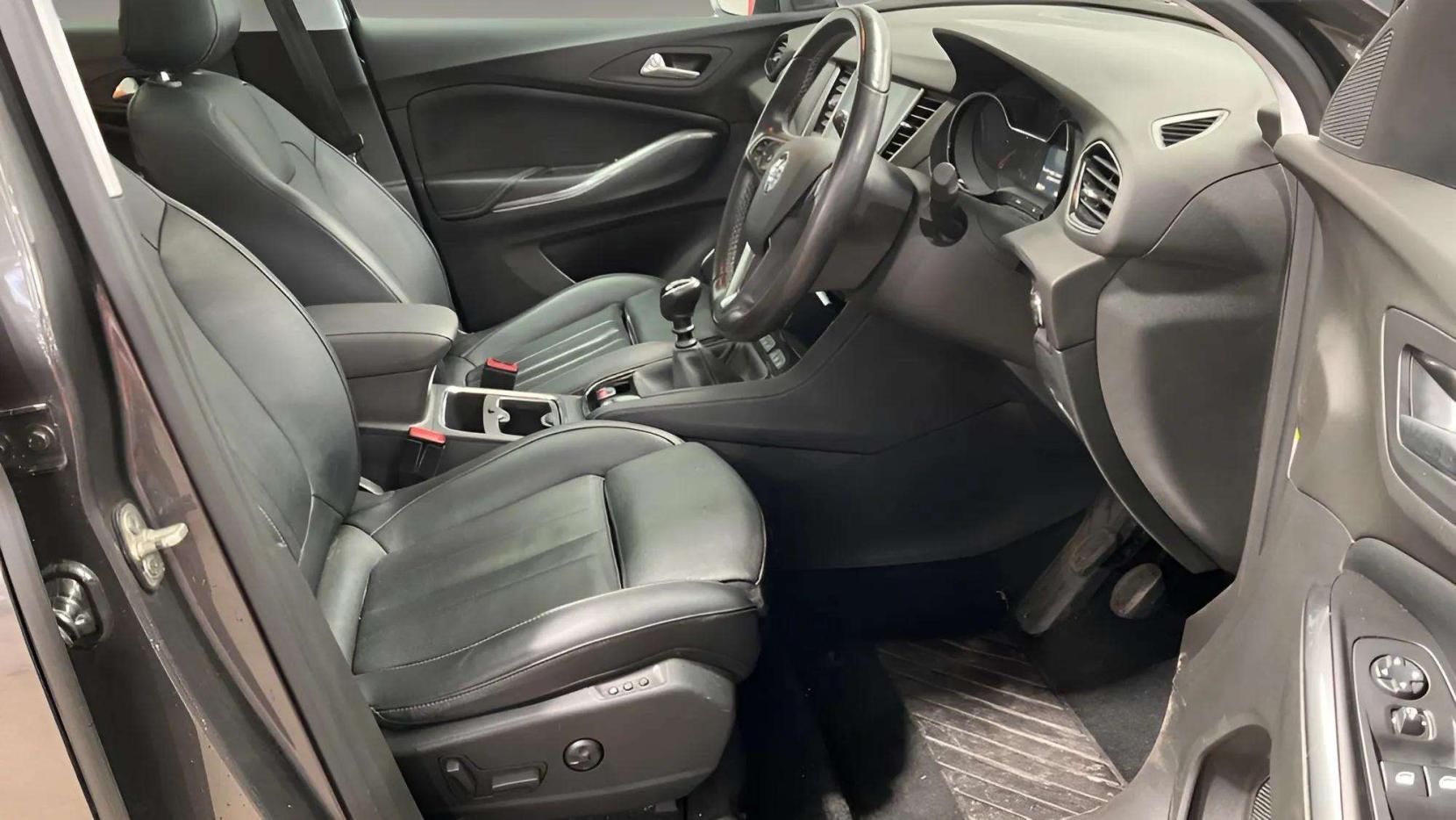 Vauxhall Grandland X 1.5 Turbo D BlueInjection Elite Nav SUV 5dr Diesel Manual Euro 6 (s/s) (130 ps)